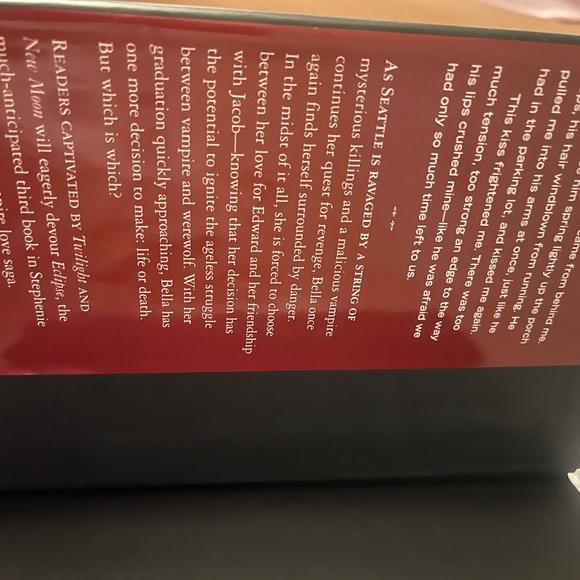 Eclipse Twilight book by Stephanie Meyer - Picture 2 of 4